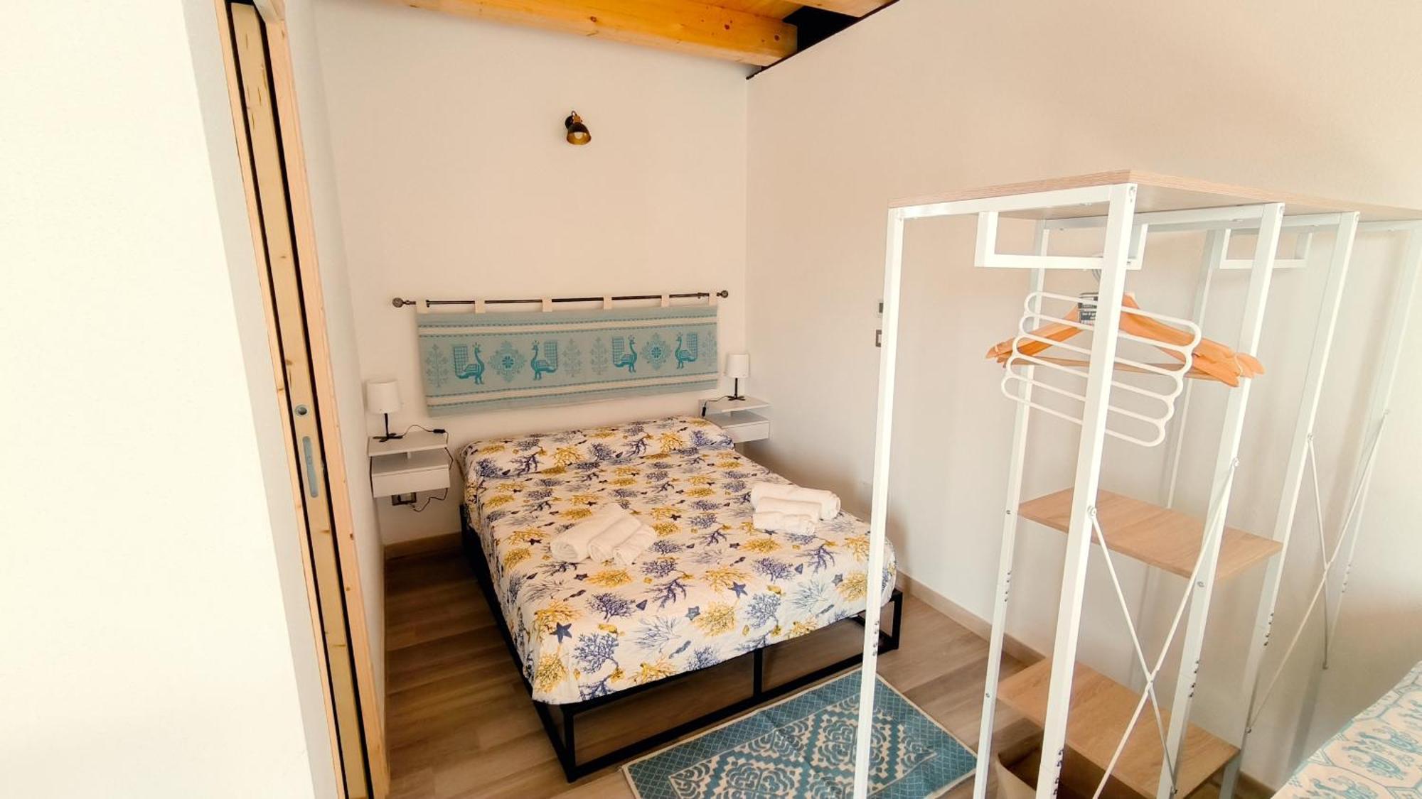 Guesthouse I Tramonti Olmedo Buitenkant foto